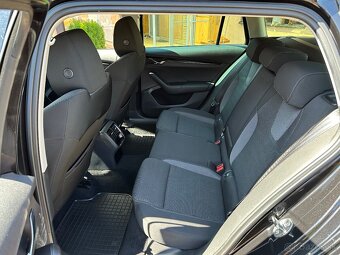 Škoda Octavia IV Combi 2.0 TDI 110kw DSG VIRTUAL - 11