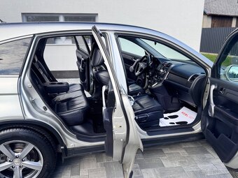 Honda CR-V Executive vybava - 11