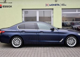 BMW Řada 5 540i xD LUXURY HUD LASER TAŽNÉ 245 kw - 11