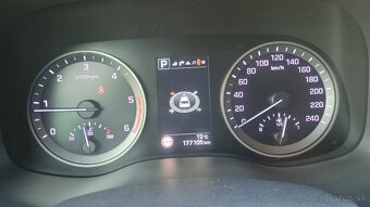 Hyundai Tucson 2.0 CRDi Style 4x4 - 11