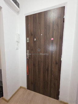 NA PREDAJ - 1 izbový byt pri Astórii, ulica Južná trieda - 11