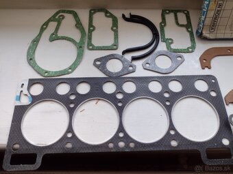 Predám náhradné diely ARO 10 1,4 benzín - 11