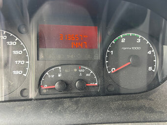 Iveco Daily 3.0 skříň bez ad blue - 11