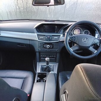 Mercedes E 212, r.v.2010 - 11