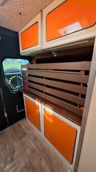 MERCEDES SPRINTER 906 4x4+redukce 2,2CDi 4místa - 11