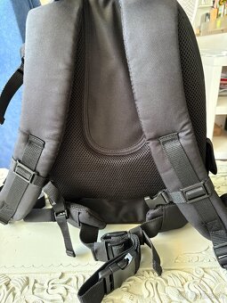 Sony A580 DSLR + 3 objektívy + batoh a ďalšie príslušenstvo - 11