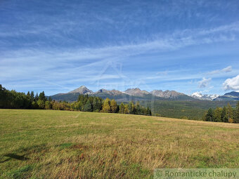 Slnečný rekreačný pozemok v lese pod Vysokými Tatrami v lo - 11