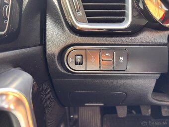 Ceed SW 1.6 100kw  Gold + LED + Navi  Pack , záruka 12/2026 - 11