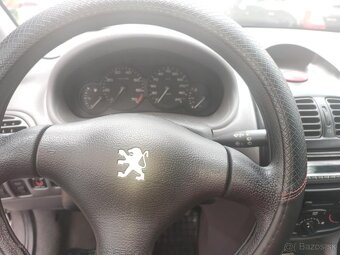 Peugeot 206 - 11