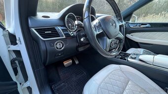 Mercedes-Benz ML 350 BLUETEC 4MATIC DESIGNO - 11