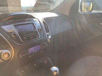 Hyundai ix35 2.0 4x4 - 11