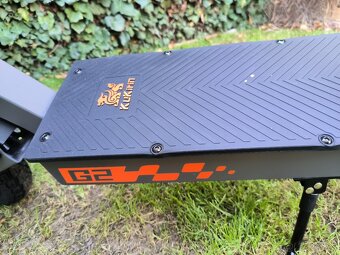 Elektricka kolobezka Kugoo Kirin Kukirin G2 2024 800 W 15 Ah - 11