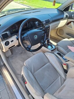 Superb 2.5 TDI automat 120kw. - 11
