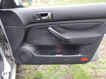 Rozpredám golf 4 - 11