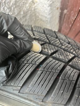 Audi 255/40 R19 - 11