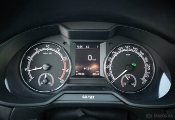 Škoda Octavia 2.0 TSI Ambition DSG - 11