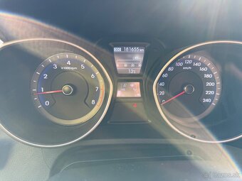 Hyundai i30 1.4i MPI DOHC CVVT Family - 11