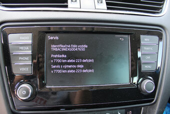 Škoda Octavia 1.4 TSI 150k Style DSG - 11