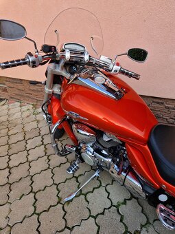 Suzuki Intruder vzr 1800 - 11