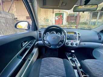 Kia Ceed úsporné a spoľahlivé auto - 11