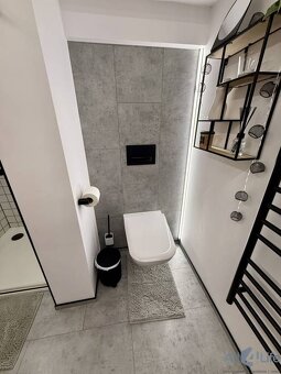 APARTMÁN - Komplet na mieru moderne zariadený s terasou v Hr - 11