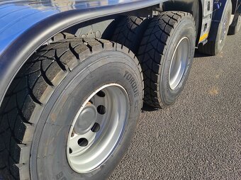 TATRA Phoenix 8x6 - nosič kontejnerov + SILNÁ hydraul. ruka - 11