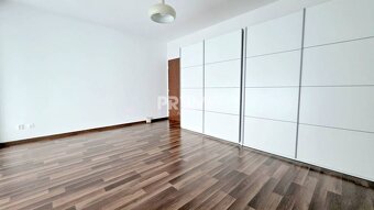 MODERNÝ 3i byt, NOVOSTAVBA, 3 X PARKING, TERASA, Green Villa - 11