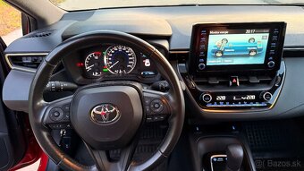 Toyota Corolla  hatchback 1.8 hybrid - 11