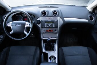 Ford Mondeo Combi 1.6 92 kW z roku 2008 - 11