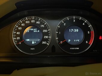 Volvo V70 D5 Automat - 11