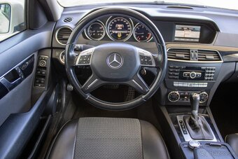 Mercedes-Benz C trieda Sedan 200 CDI Elegance A/T, 100 kW, - 11