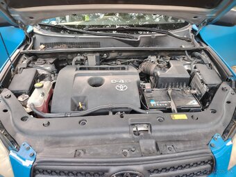 Toyota RAV4 - 11