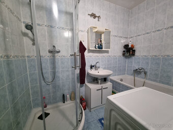 NA PREDAJ 3 IZBOVÝ BYT s LOGGIOU 74 m2 MYJAVA - 11