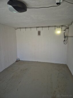 Predám garáž - Krivá ul., 19 m2, OV garáž aj pozemok. - 11