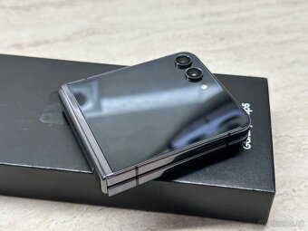 Samsung Galaxy Z Flip 5 5G 8GB/512GB - 11
