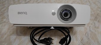 PROJEKTOR - 11