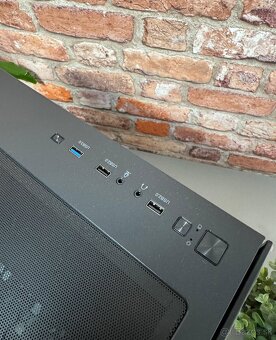 Ryzen 7 5800X3D\32GB\RTX 4070\SSD\850W Zdroj - 11