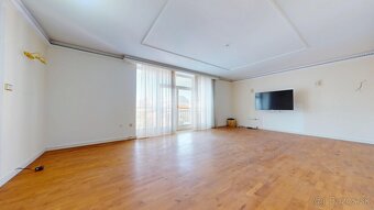 5i. PENTHOUSE 215m2, Lazaretská ul., krb, KLÍMA, TERASA - 11