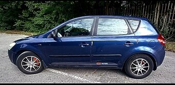Predám Kia Ceed 1,4 77Kw, benzín, 82000km - 11