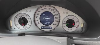 Mercedes - Benz, W 211, E 320 CDI, 4 MATIC - 11