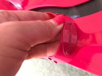MICHAEL KORS originál fuksia sandálky 38 - 11