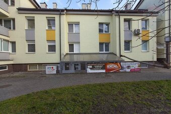 Na predaj komerčný priestor v centre mesta Malacky - 11