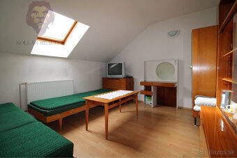 ZNÍŽENÁ CENA - NA PREDAJ - Veľký Rodinný dom Sokolovce - 11