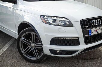 Audi Q7 3.0 Turbo Benzín Quattro 7Miest - 11