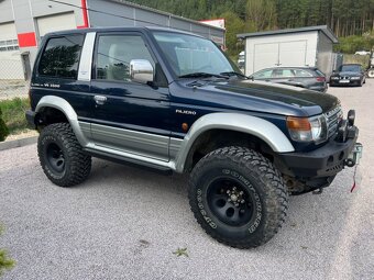 Mitsubishi Pajero 3.5 GLS A/T AB A/C LED - 11