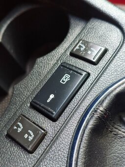 Škoda Fabia Combi 1.4 16V MPI 63kw 105tkm FACELIFT - 11
