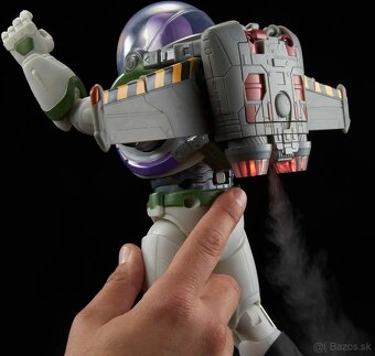 BUZZ LIGHTYEAR - 11