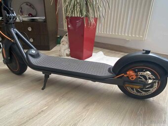Ninebot by Segway KickScooter F40E - 11