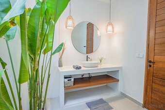 Raj na zemi - Moderná vila na Bali s bazénom a záhradou - [9 - 11