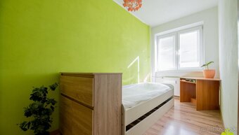 Atraktívny 3 izbový byt centrum mesta Prievidza - 11